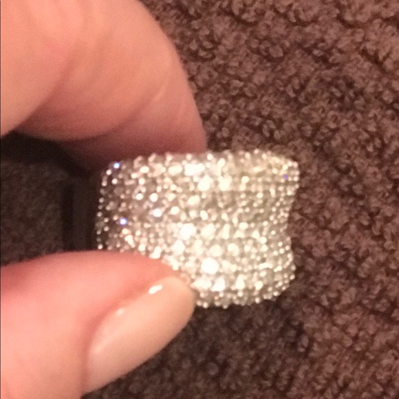 Ladies Stunning Sterling Silver & CZ Ring, Size 8 - Picture 2 of 8